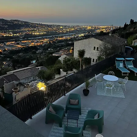 Bas De 2p, Grande Terrasse, Vue Mer, A 15mn Saint-Laurent-du-Var
