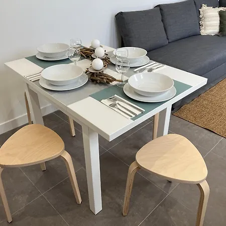 Bas De 2p, Grande Terrasse, Vue Mer, A 15mn * Saint-Laurent-du-Var